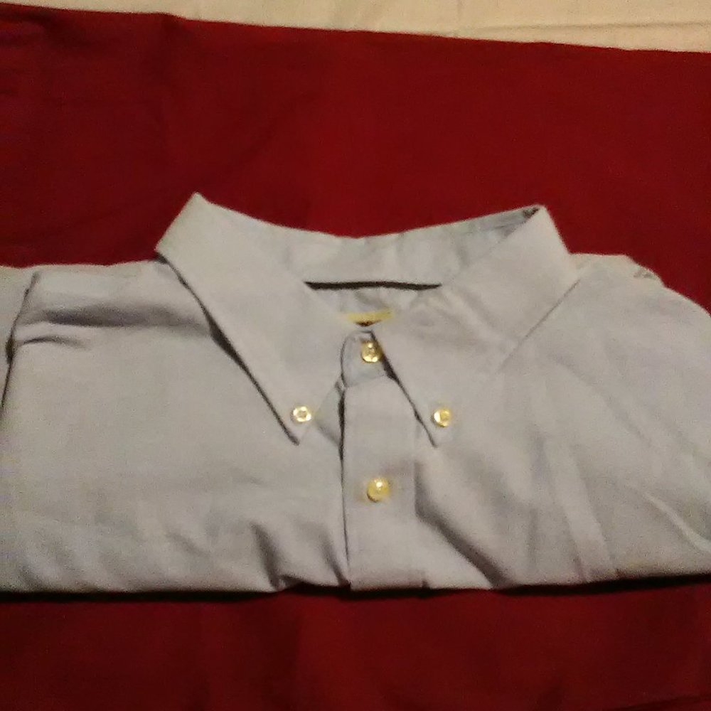 men's ST John's Bay long sleeve shirt